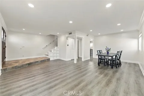4435 Larwin listing photo