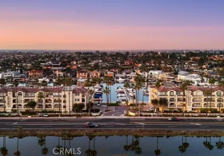 4167 Warner #301 listing photo