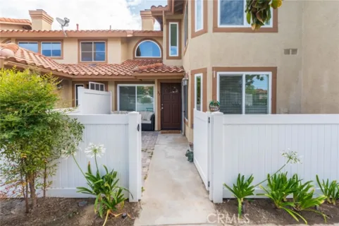 23 Vista Colinas listing photo