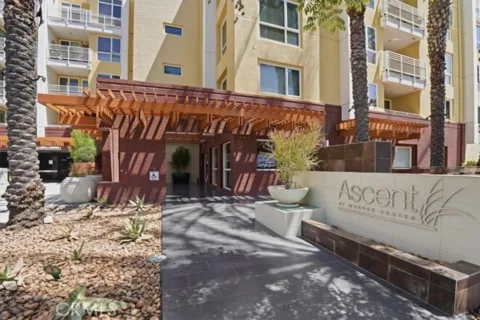 21301 Erwin Street #545 listing photo