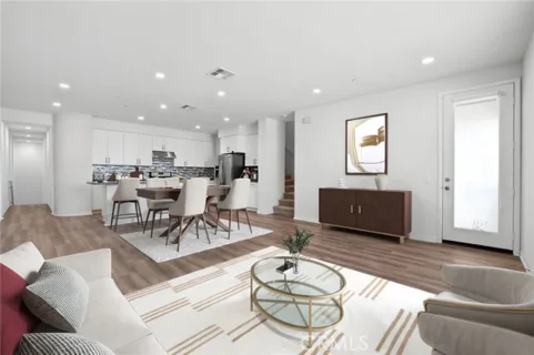 930 E Drapery Lane listing photo