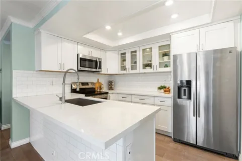 4206 Apricot #4206 listing photo