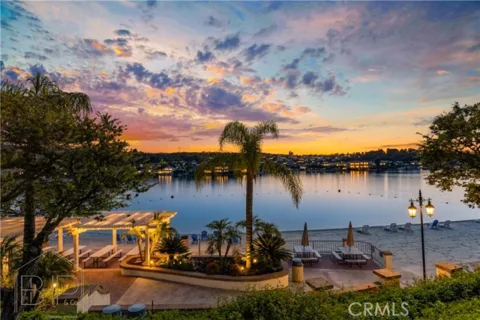22484 Petra listing photo