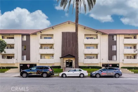 1422 Rock Glen Avenue #203 listing photo