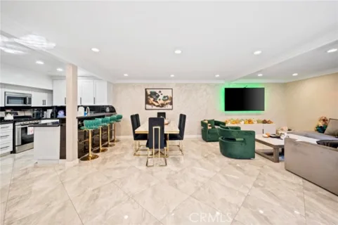 7924 Woodman Avenue #78 listing photo