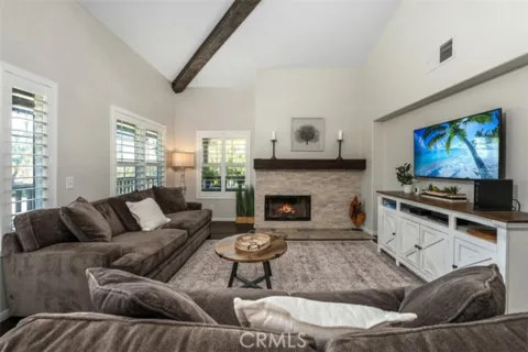 140 Via Contento listing photo