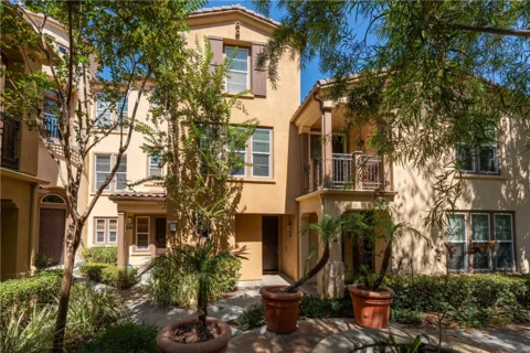 30 Marcilla listing photo