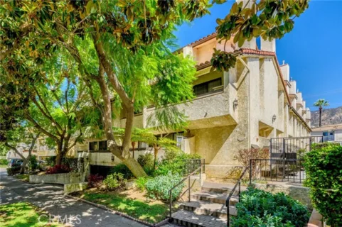543 W Stocker Street #14 listing photo