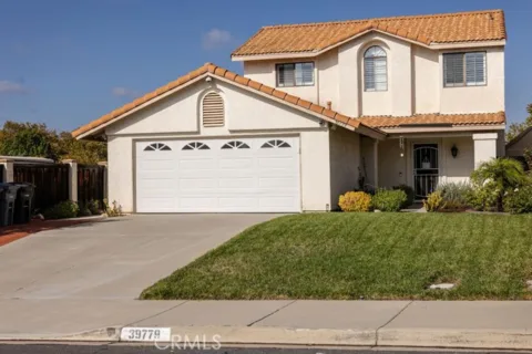 39779 Oak Cliff Drive listing photo