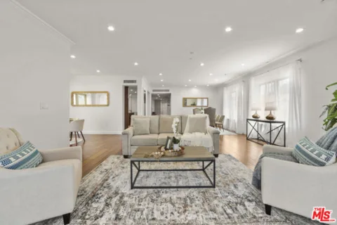 918 S Wooster Street #1 listing photo