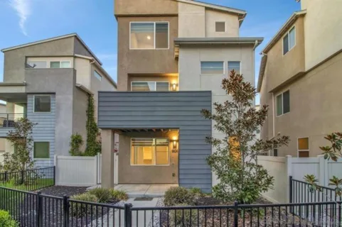 1808 Lynx Terrace listing photo
