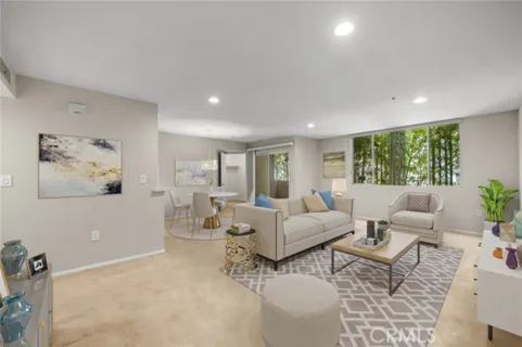 4501 Cedros #220 listing photo