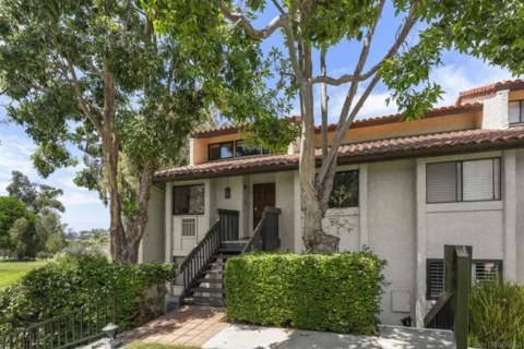 2501 Navarra Drive #121 listing photo
