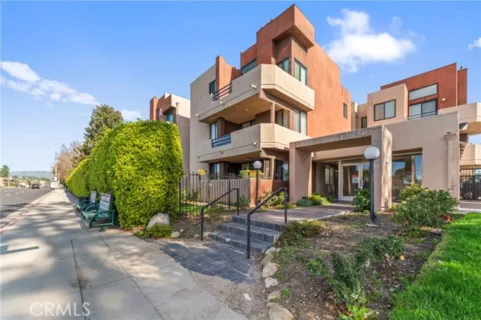 7826 Topanga Canyon Boulevard #308 listing photo