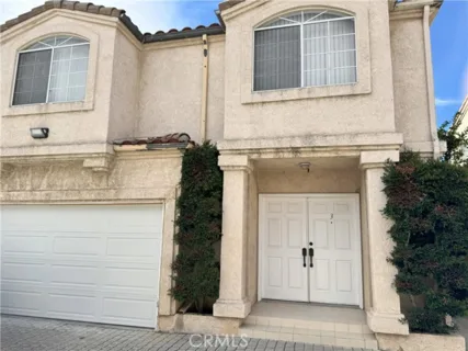 18319 Hart Street #3 listing photo