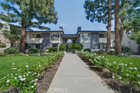610 S Orange Grove Boulevard #5 listing photo