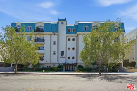 722 S Oxford Avenue #305 listing photo