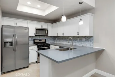 89 Castano listing photo
