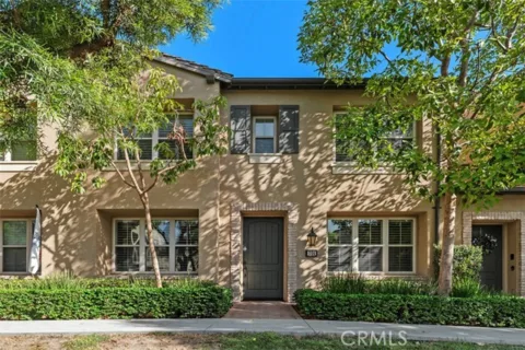 204 Overbrook listing photo