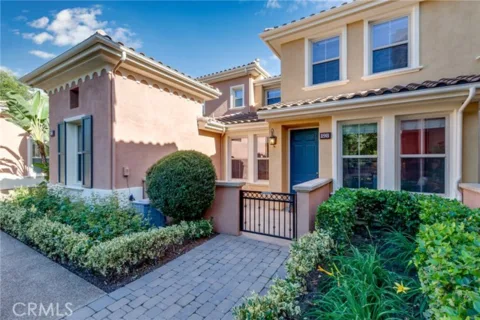 198 Guinevere listing photo
