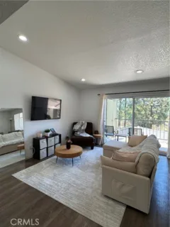 2548 Avenida Del Vista #T 202 listing photo