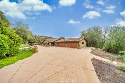 24405 Fuerte Road photo 1