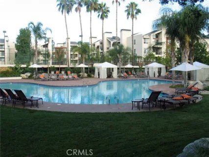 5550 Owensmouth #317 listing photo