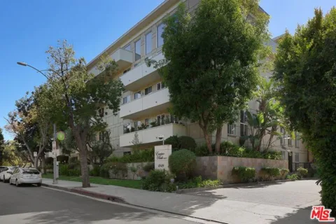 4949 Genesta Avenue #111 listing photo