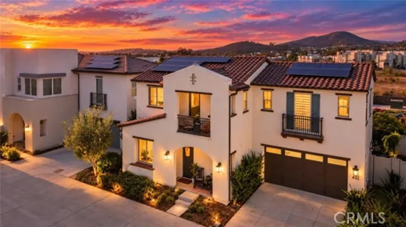 492 Clubhouse listing photo