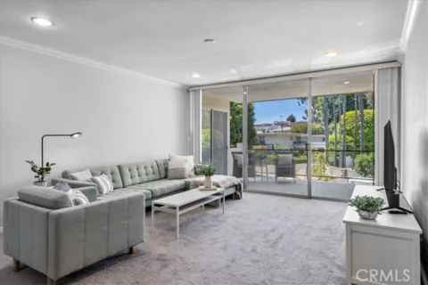 289 S Barrington Avenue #A203 listing photo