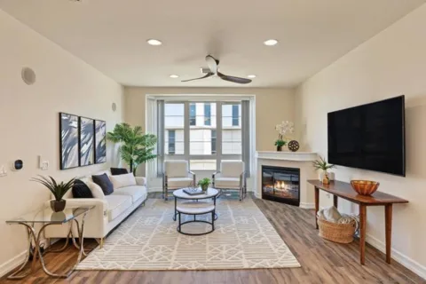 1465 C #3407 listing photo