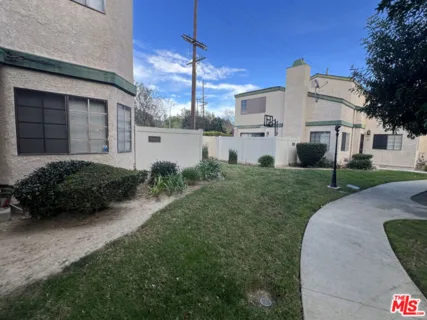 19620 Roscoe Boulevard #D listing photo
