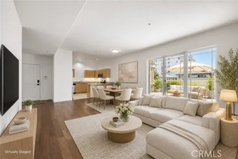 917 S New Hampshire #215 listing photo