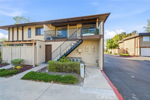 26247 Via Roble #20 listing photo