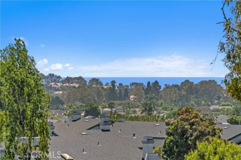 72 Terra listing photo