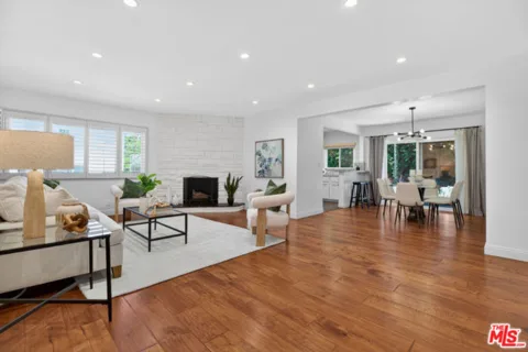 4563 Finley Avenue #3 listing photo