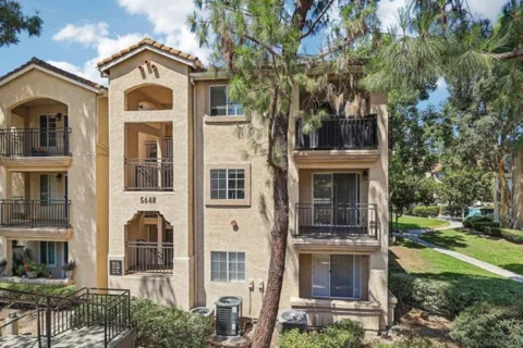 5648 Amaya #122 listing photo