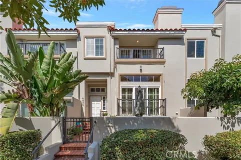 6056 Shadowbrook Circle listing photo
