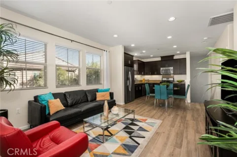 1414 El Paseo listing photo