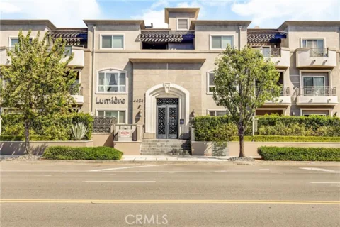 4424 Whitsett Avenue #110 listing photo