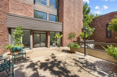 700 S Lake Avenue #109 listing photo