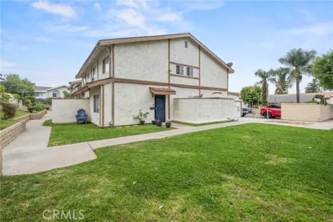 13185 Bromont #1/2 listing photo