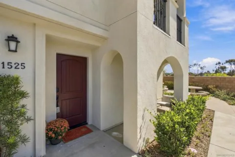 1525 Fig Tree Way listing photo