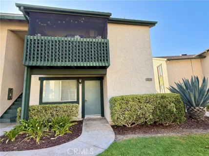 23216 Orange Avenue #7 listing photo