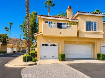 25145 Via Azul listing photo