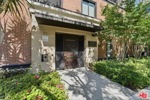 12534 W Fielding Circle #3 listing photo