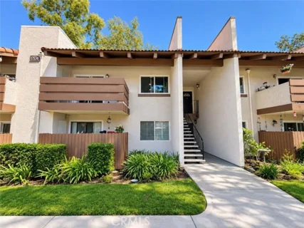 17574 Vandenberg #11 listing photo