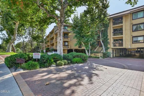 3481 Stancrest Drive #126 listing photo