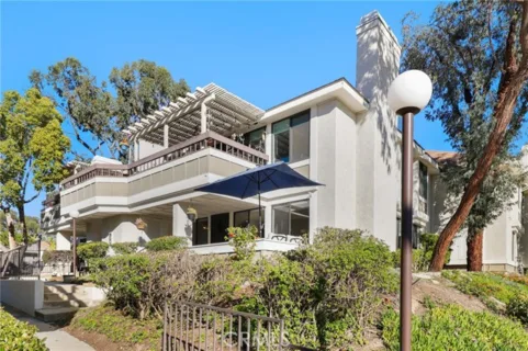 25701 View Pointe #8C listing photo