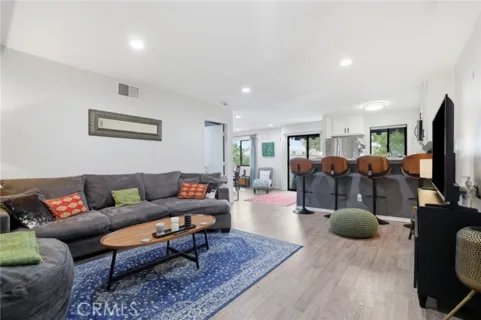 18530 Hatteras Street #337 listing photo